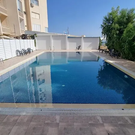 Stylish W/ Sea View + Pool + 200mbit Ларнака