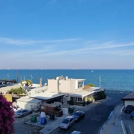 Stylish W/ Sea View + Pool + 200mbit