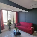 Stylish W/ Sea View + Pool + 200mbit Lägenhet *